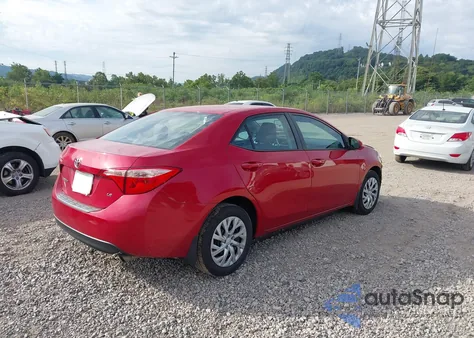 2018 Toyota Corolla Le z USA, uszkodzony, nr VIN 2T1BURHE2JC995728